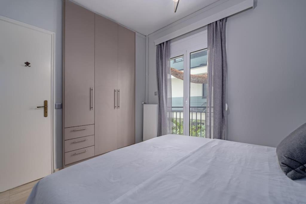 Peaceful 2 Bedroom In Glyfada Center Athens Exterior photo